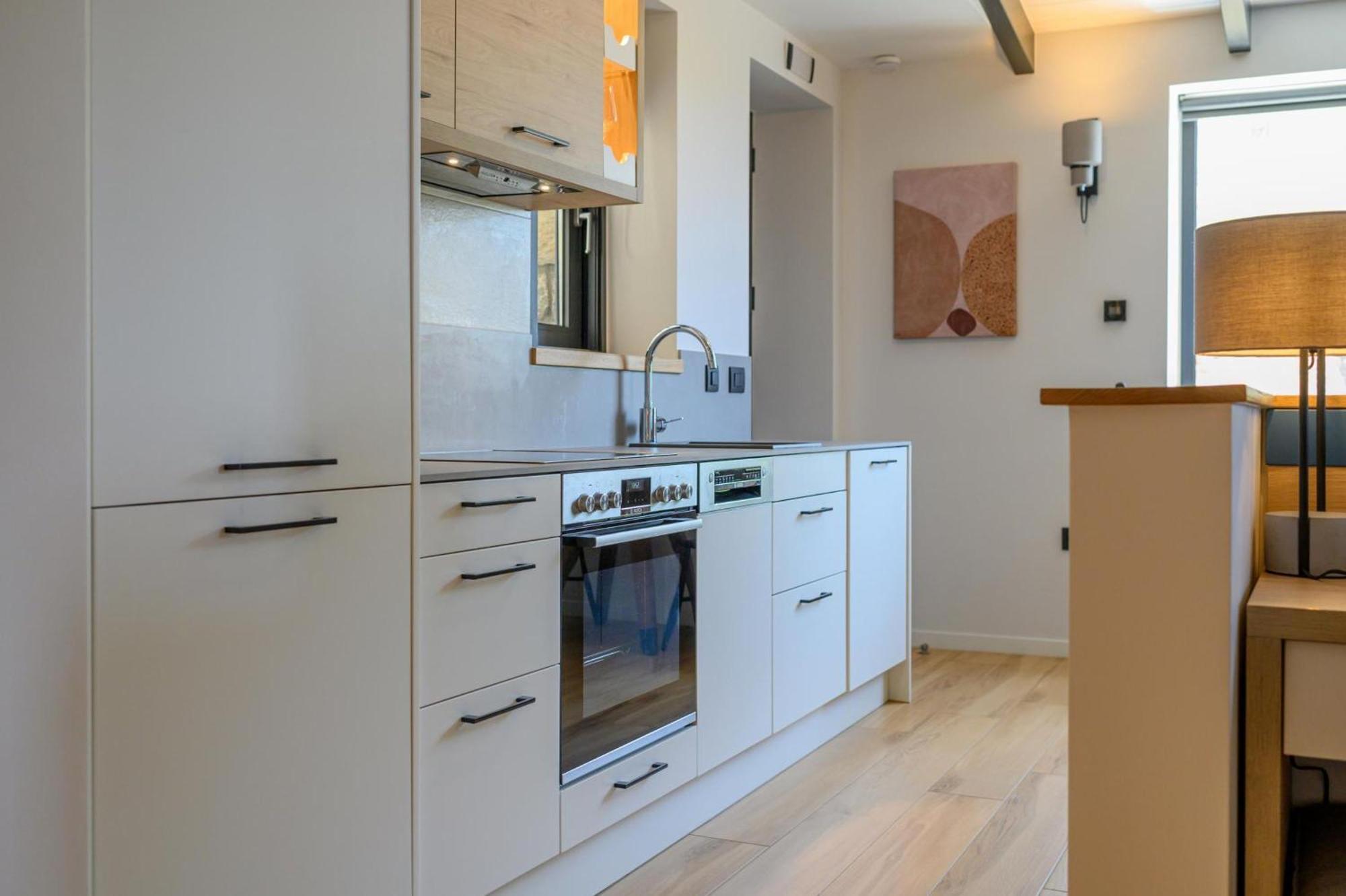 Mani Suites Agios Nikolaos  Buitenkant foto