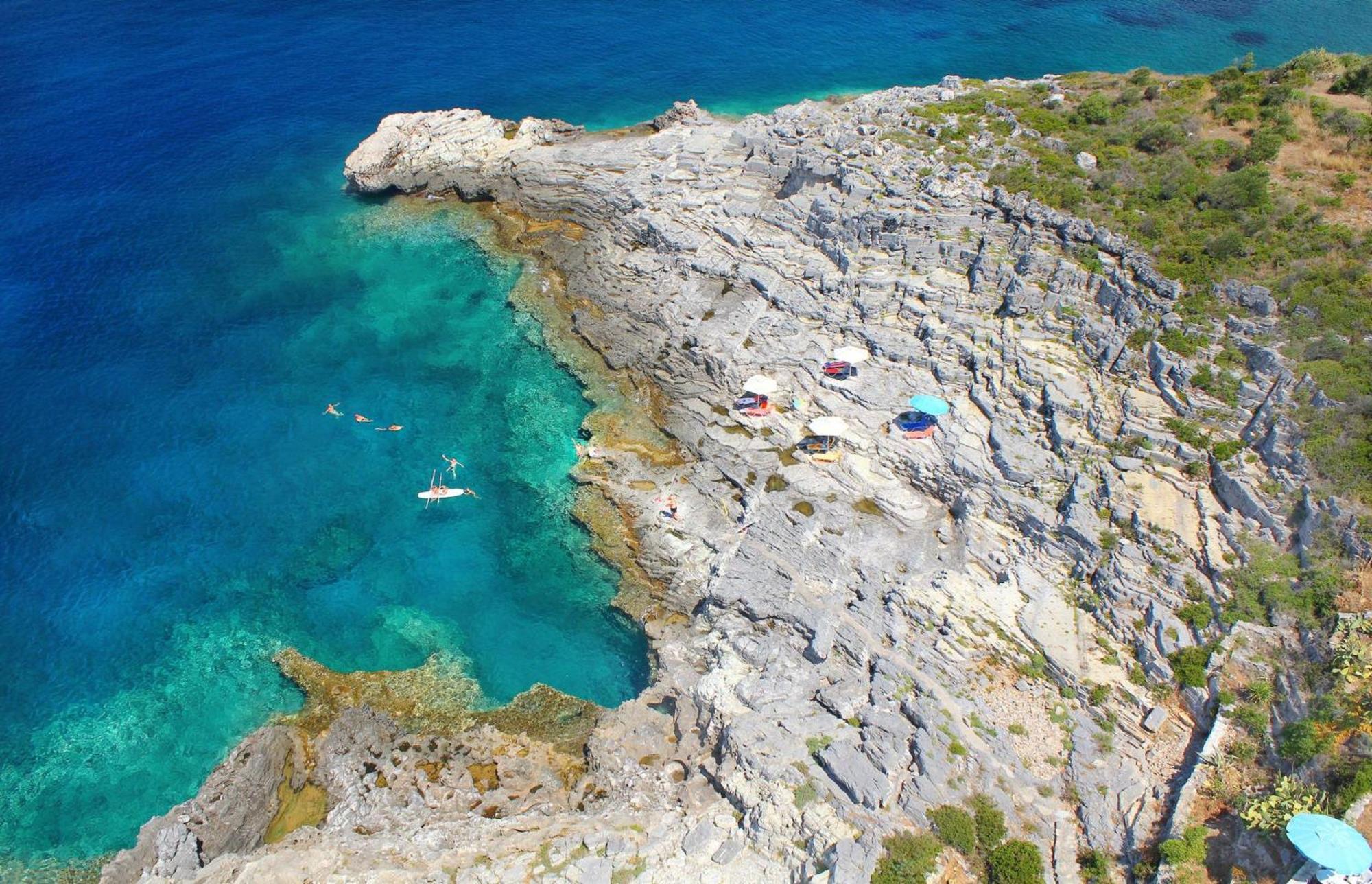 Mani Suites Agios Nikolaos  Buitenkant foto
