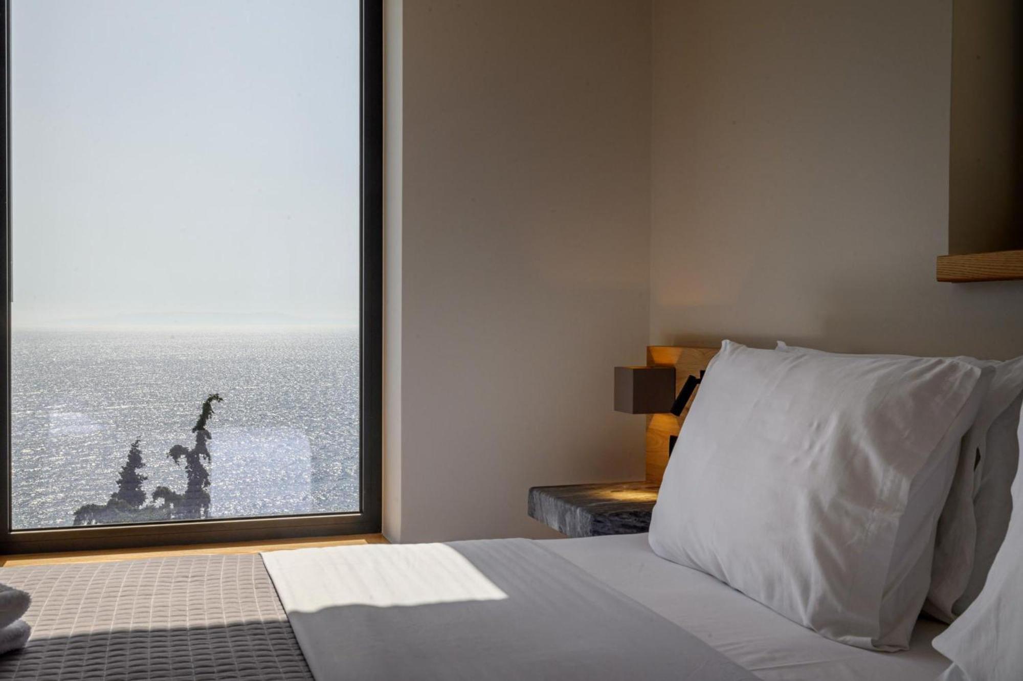 Mani Suites Agios Nikolaos  Buitenkant foto